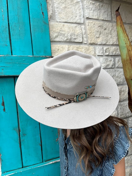 Ladies Charlie One Horse Hat with Arrowhead Crown - CWSPPO034071 - BLAIR'S WESTERN WEAR MARBLE FALLS, TX
