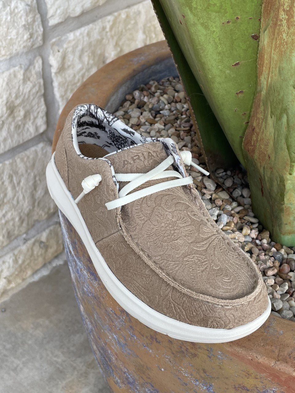 Women's Ariat Tan Tooled Suede Hilo Casual Shoe