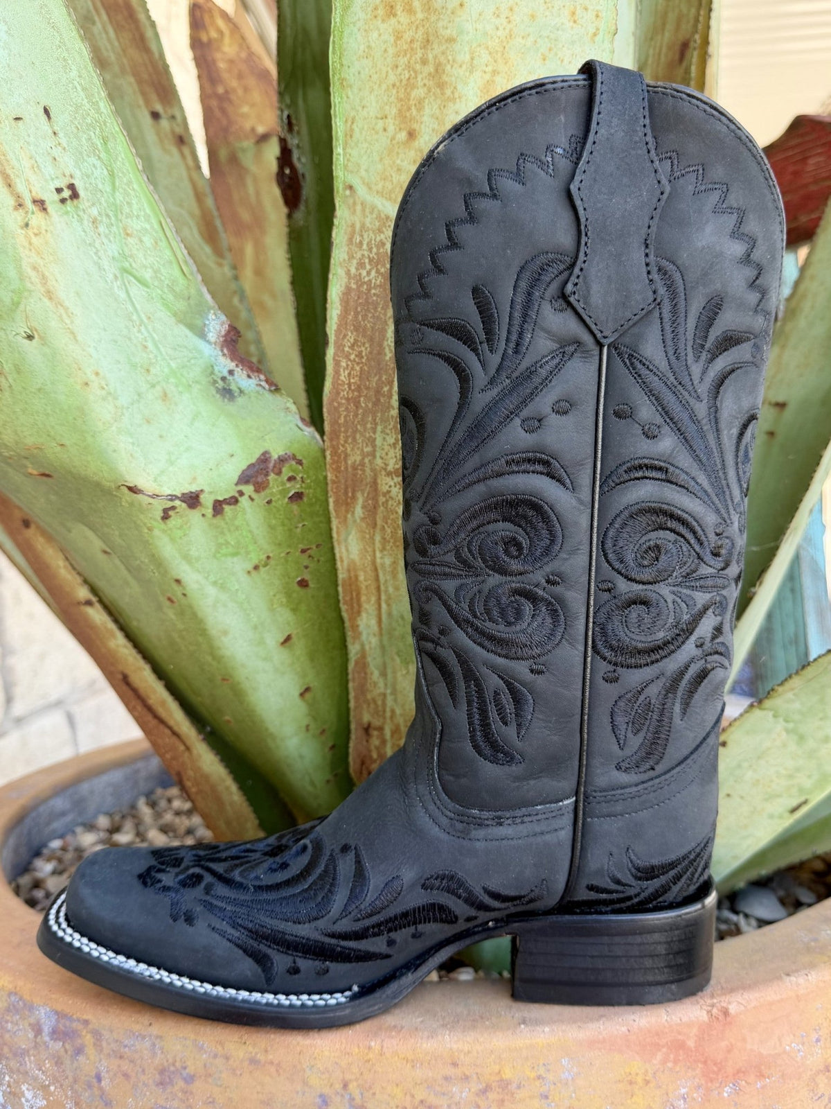 Women's Circle G Black Embroidered Square Toe Boots
