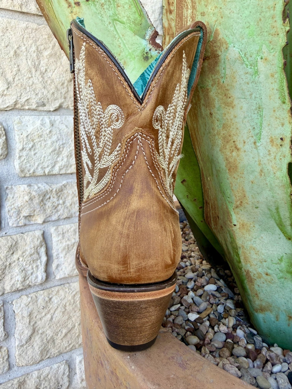 Women's Corral Brown Zip Western Short Bootie