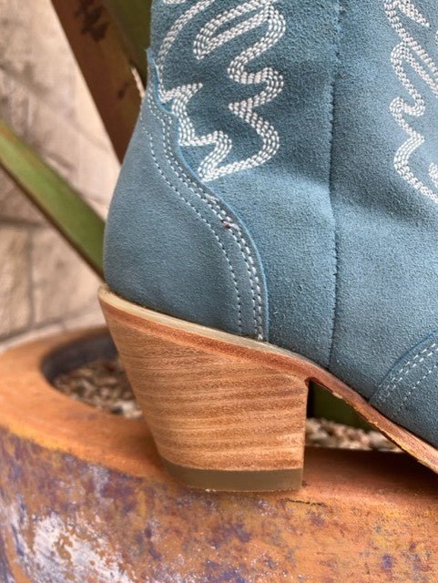Women's Corral Steel Blue Embroidered Zip Bootie