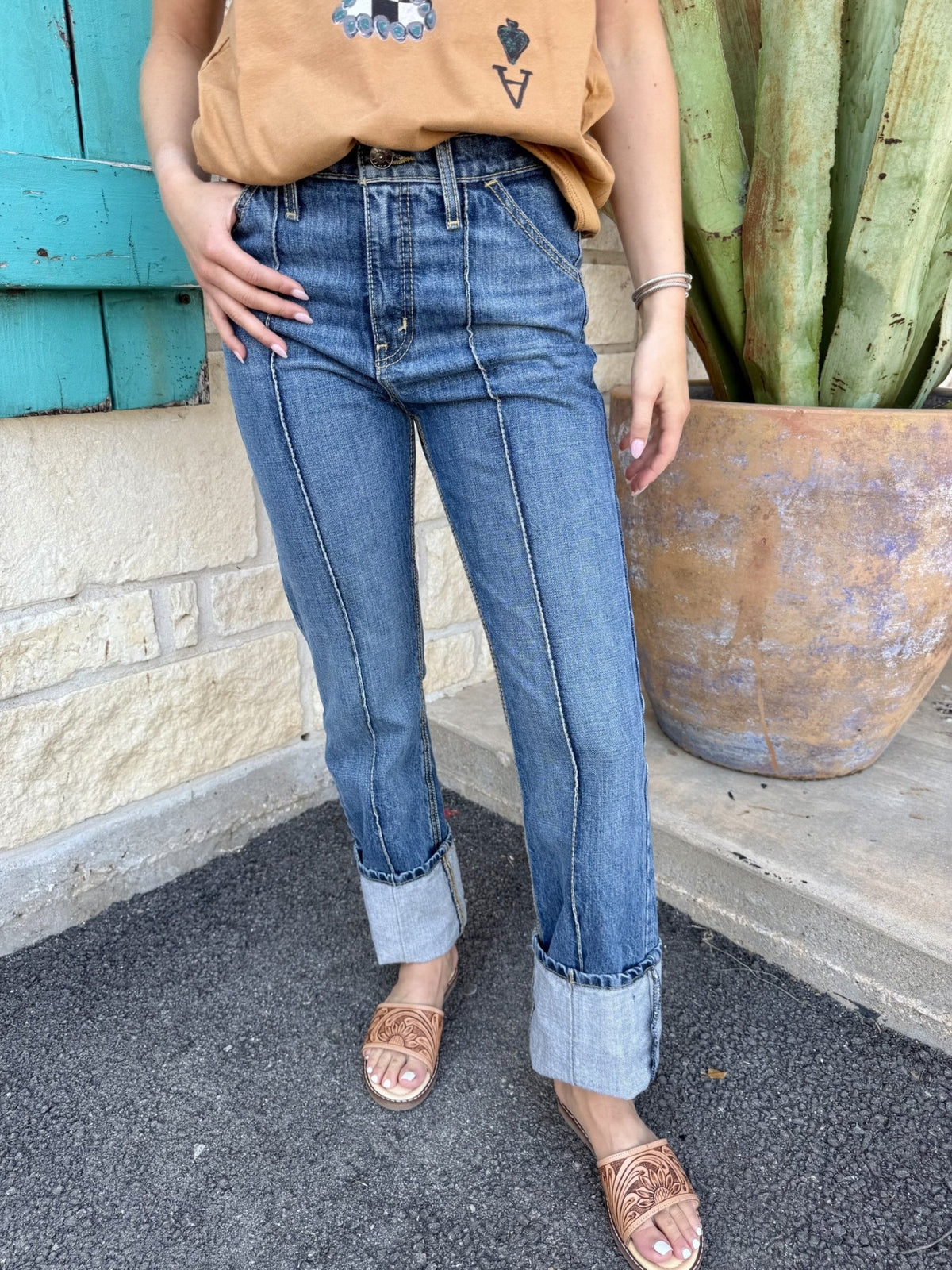 Women's Cruel Girl High Rise Front Seam Straight-Leg Cuffed Jean