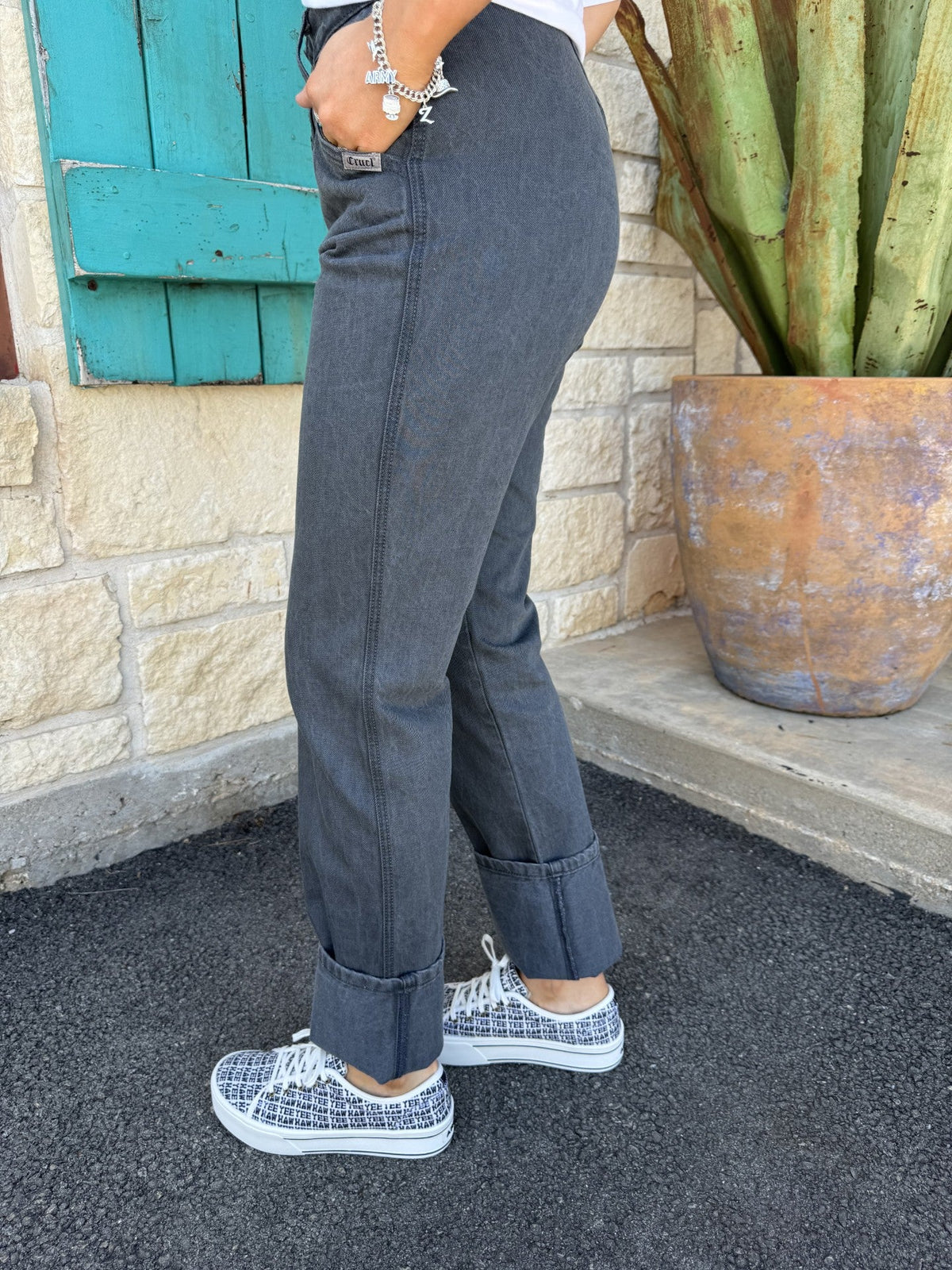 Women's Cruel Girl High Rise Relaxed Straight-Leg Bareback Jean - Charcoal