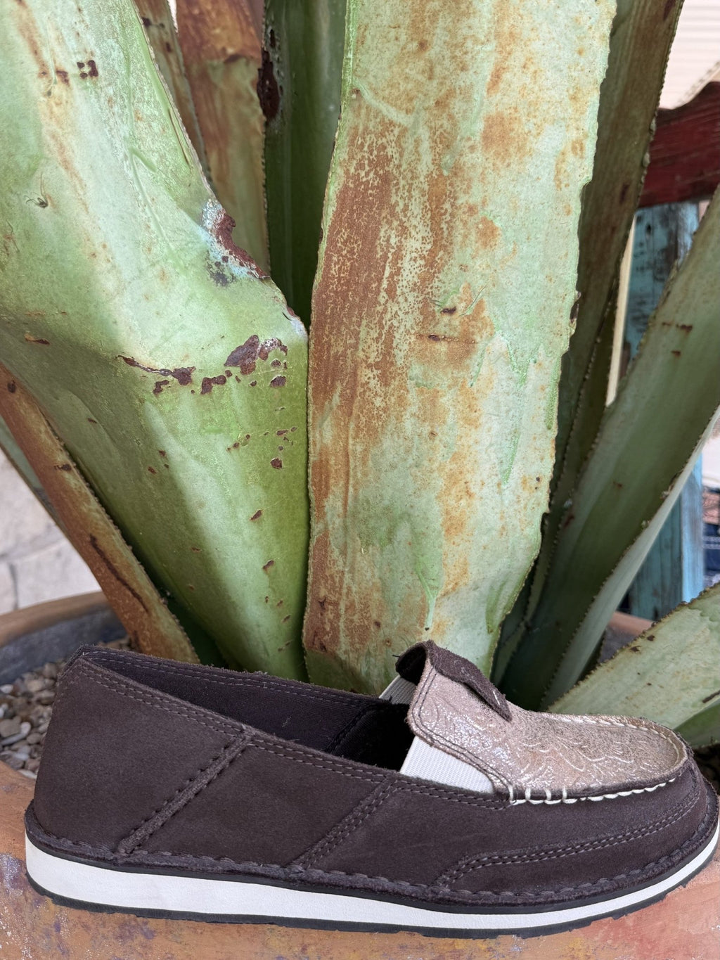 Women's Gold Tooled Leather Cruiser Slip-On