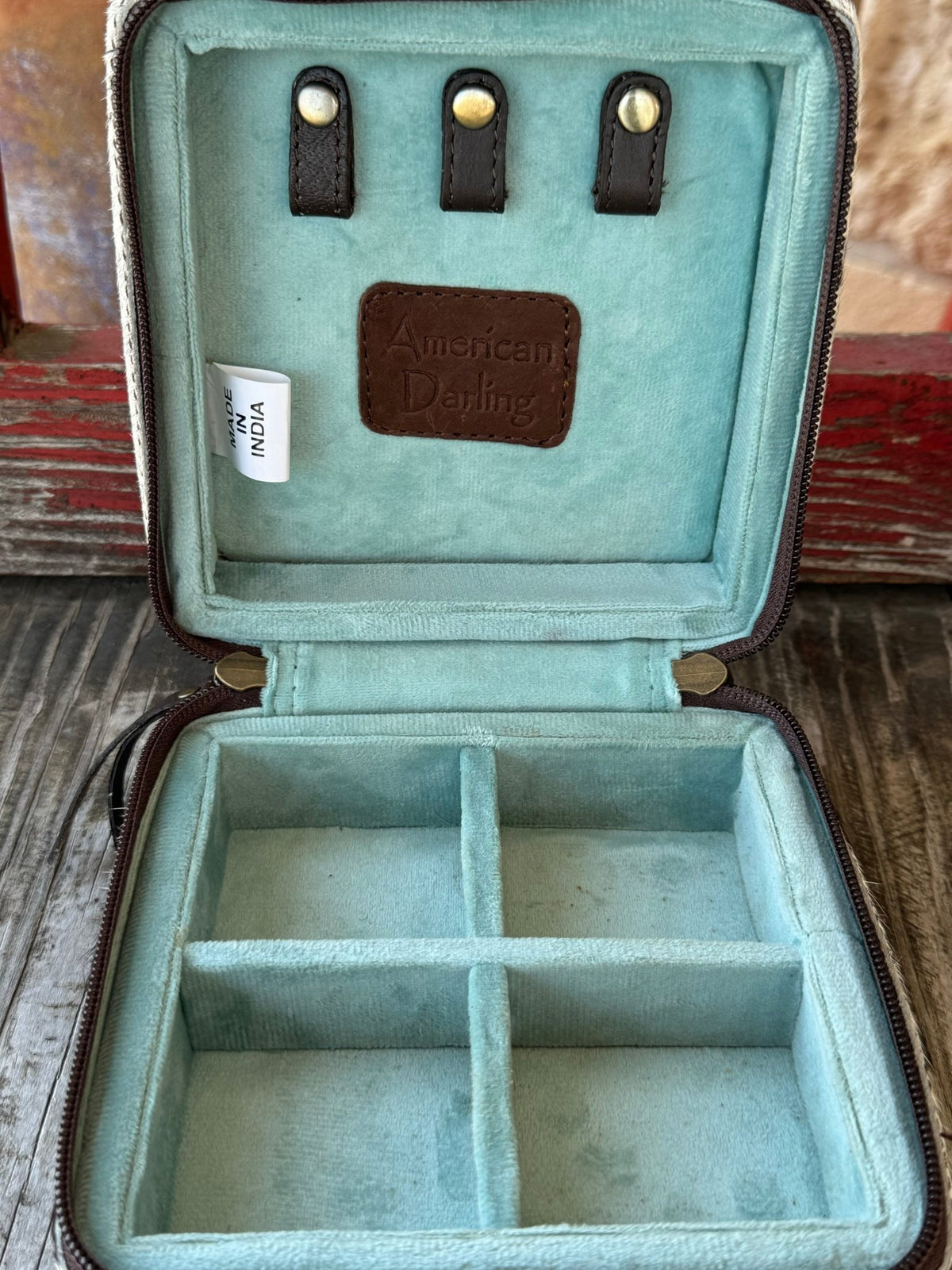 Women's Tan & Turquoise Hide Tooled Leather Jewelry Case