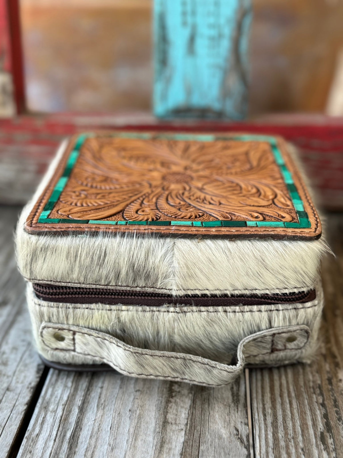 Women's Tan & Turquoise Hide Tooled Leather Jewelry Case