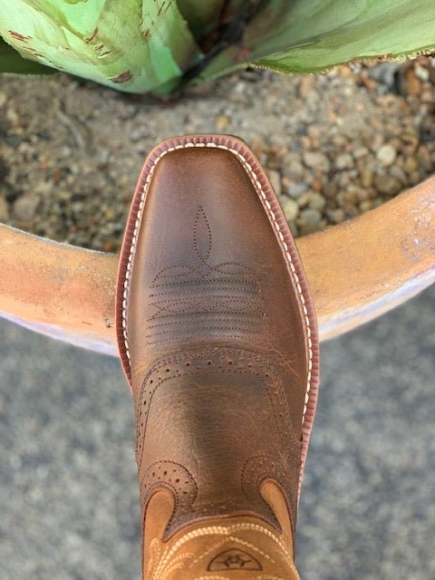 Men's Ariat Heritage Roughstock Square Toe Cowboy Boot