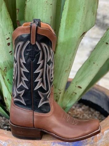 Rios of Mercedes Handmade Brown & black blunt toe boot - 9940k1
