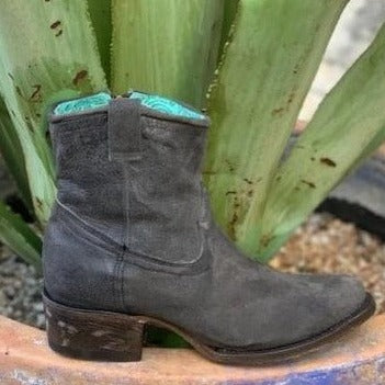 Ladies Corral Short Boot Bootie distressed black - C3089