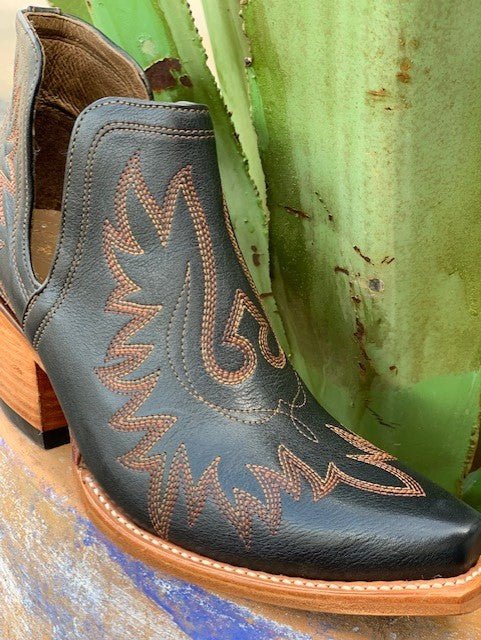 Women's Ariat Dixon Black Western Bootie